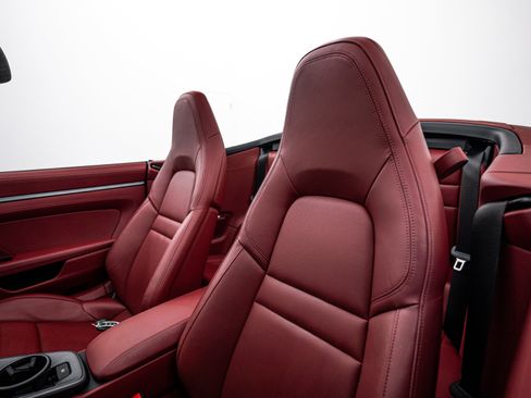 Certified 2024 Porsche 911 Carrera S image 16