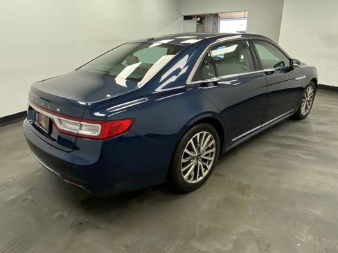 Used 2017 Lincoln Continental Select w/ Climate Package image 6