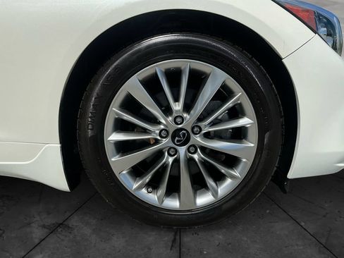 Used 2021 INFINITI Q50 Luxe w/ Seat & Sound Package RWD image 15