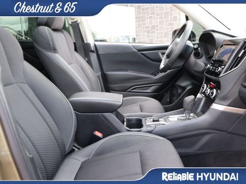 Used 2023 Subaru Forester Premium AWD/4WD image 10