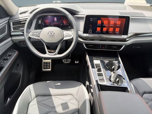 New 2026 Volkswagen Atlas Peak Edition AWD/4WD image 27