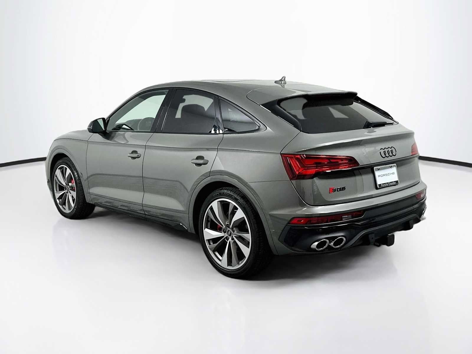 Used 2023 Audi SQ5 Premium Plus w/ Premium Plus Package AWD/4WD image 3