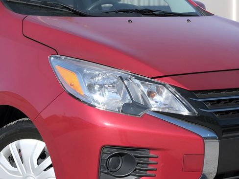 Used 2024 Mitsubishi Mirage ES FWD image 29