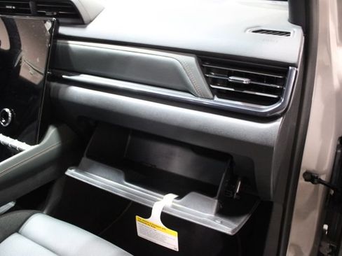 New 2026 GMC Terrain AT4 w/ Convenience Package III AWD/4WD image 26