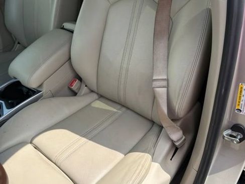 Used 2014 Cadillac SRX Luxury w/ Driver Awareness Package AWD/4WD image 12