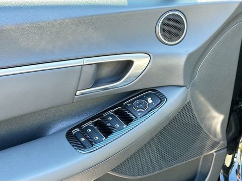 Used 2020 Hyundai Sonata SEL w/ Convenience Package image 17