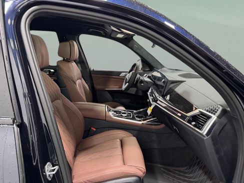 New 2026 BMW X7 M60i image 21