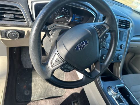 Certified 2017 Ford Fusion SE image 13