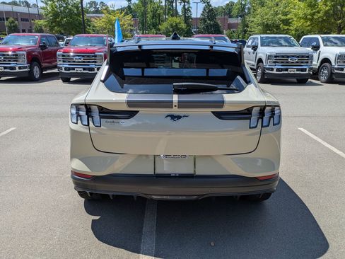 Certified 2025 Ford Mustang Mach-E GT AWD/4WD image 5