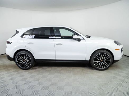 New 2026 Porsche Cayenne AWD/4WD image 28