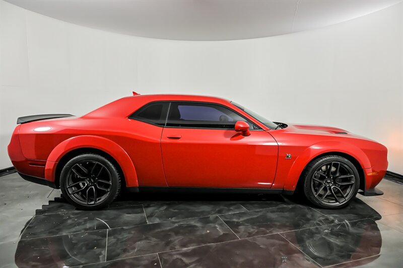Used 2019 Dodge Challenger R/T Scat Pack RWD image 10
