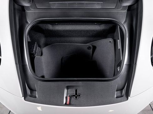 Used 2026 Porsche 911 Targa 4 GTS image 9