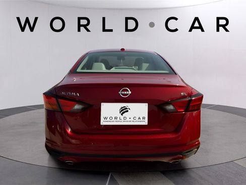 Used 2024 Nissan Altima 2.5 SL image 6