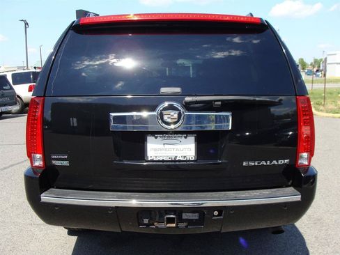Used 2012 Cadillac Escalade ESV Luxury AWD/4WD image 5