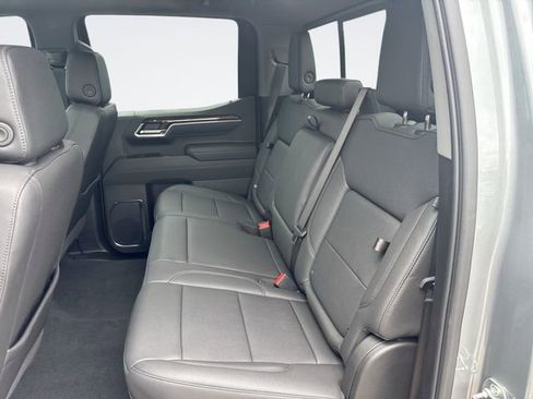 Used 2025 GMC Sierra 1500 Elevation w/ Elevation Premium Package AWD/4WD image 23