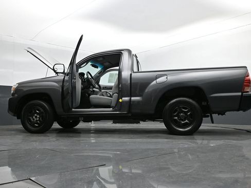 Used 2012 Toyota Tacoma 2WD Regular Cab image 24