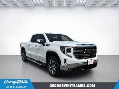 Used 2022 GMC Sierra 1500 SLT w/ SLT Premium Plus Package