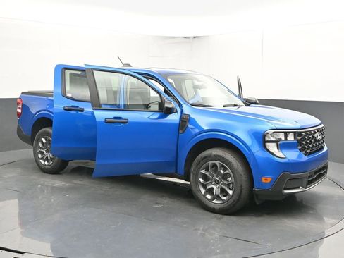 New 2025 Ford Maverick XLT w/ XLT Luxury Package image 54