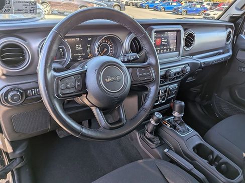 Used 2021 Jeep Wrangler Unlimited Sport AWD/4WD image 11