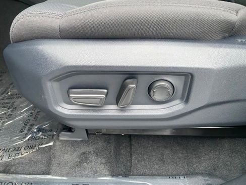 New 2026 Toyota Tundra SR5 AWD/4WD image 19