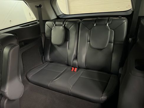 New 2026 Lincoln Aviator AWD image 30