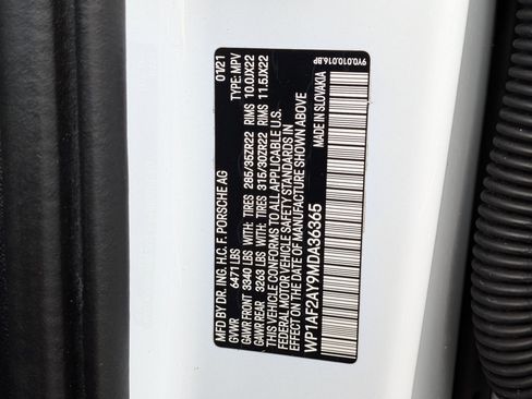 Used 2021 Porsche Cayenne Turbo image 37