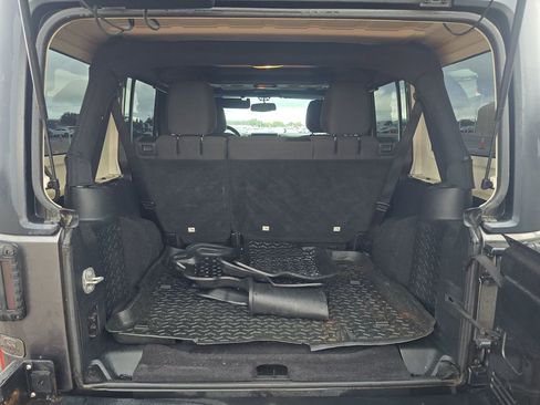 Used 2016 Jeep Wrangler Unlimited Sport w/ Quick Order Package 24S image 13