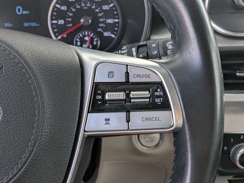 Used 2021 Kia Telluride S FWD image 28