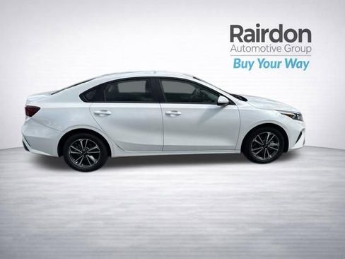 Used 2024 Kia Forte LXS FWD image 8