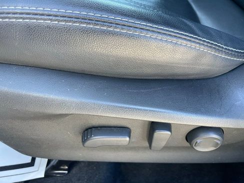 Used 2022 Subaru Forester Touring image 10