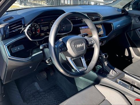 Used 2023 Audi Q3 2.0T Premium Plus image 16