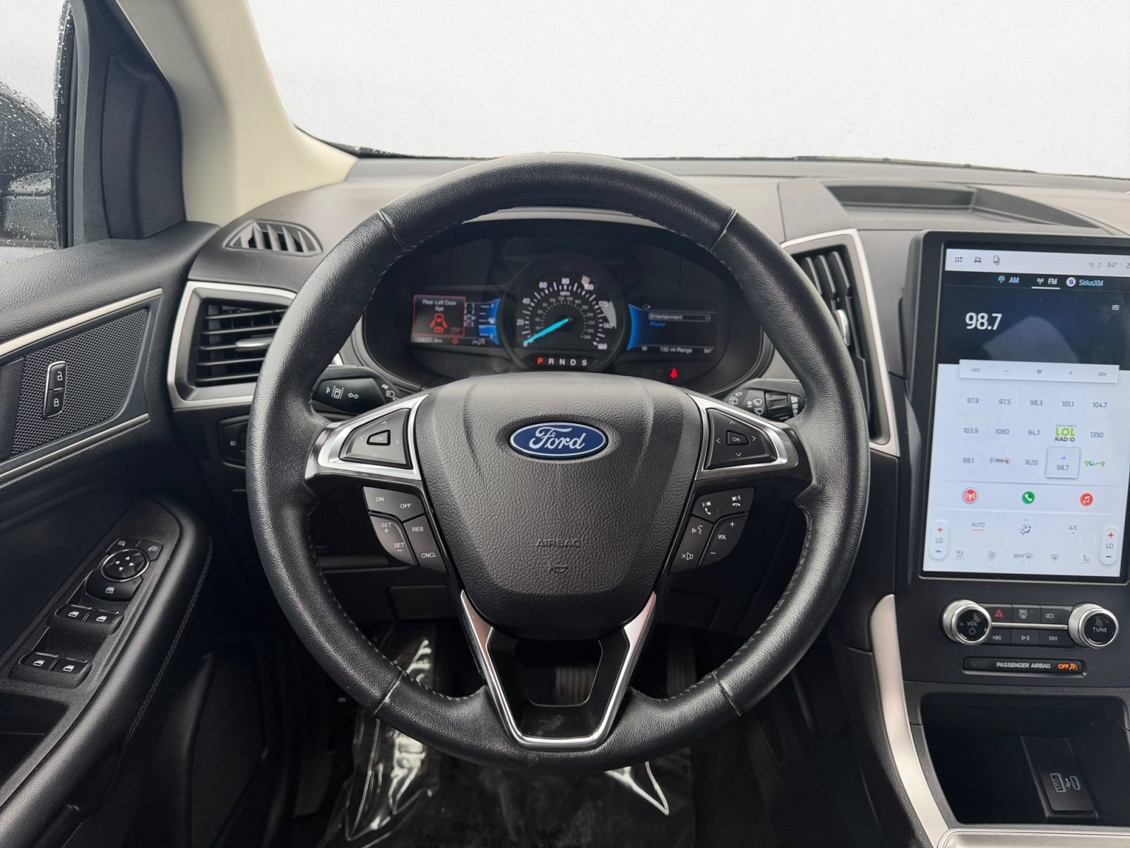 Used 2024 Ford Edge SEL w/ Convenience Package AWD/4WD image 9