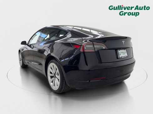 Used 2022 Tesla Model 3 Long Range AWD/4WD image 5