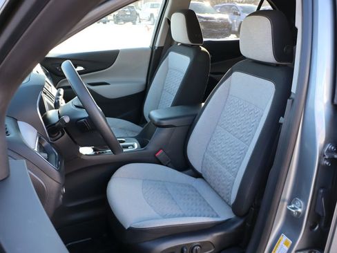 Used 2023 Chevrolet Equinox LS w/ LS Convenience Package image 11