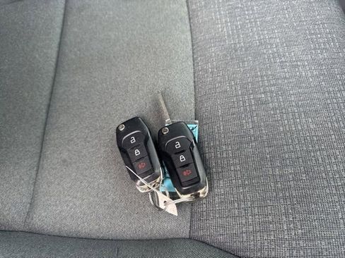 Used 2025 Ford F150 XLT w/ Equipment Group 301A Standard image 5