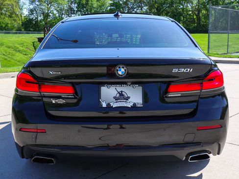 Used 2021 BMW 530i xDrive w/ Premium Package AWD/4WD image 19