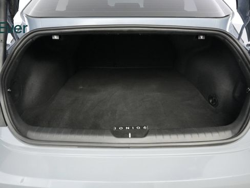 Used 2024 Hyundai Ioniq 6 Limited RWD image 8
