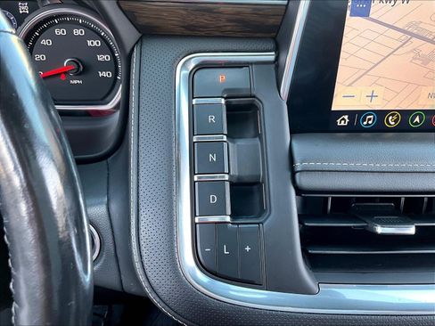 Used 2021 Chevrolet Tahoe Premier AWD/4WD image 40