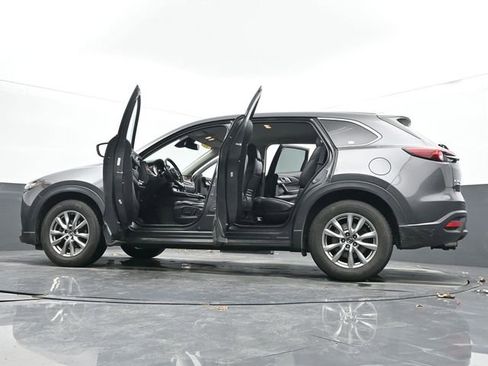 Used 2018 MAZDA CX-9 Touring image 69
