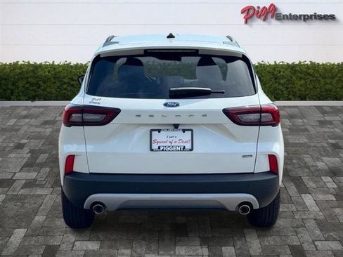 Used 2025 Ford Escape SE FWD image 9