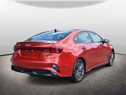 Used 2023 Kia Forte GT-Line FWD image 2