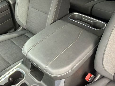 Used 2025 Chevrolet Silverado 1500 LT Trail Boss w/ Convenience Package II AWD/4WD image 26