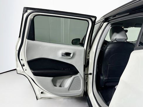 Used 2019 Jeep Compass Limited w/ Advanced Safety Group image 26