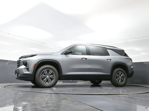 New 2026 Chevrolet Traverse LT w/ Driver Confidence Package image 40