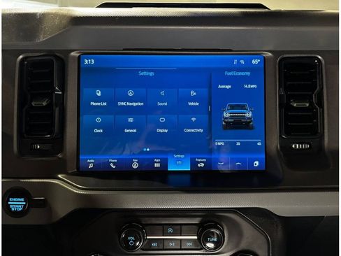 Used 2024 Ford Bronco Everglades image 30