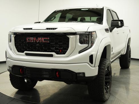 New 2025 GMC Sierra 1500 AT4 w/ AT4 Premium Package image 3