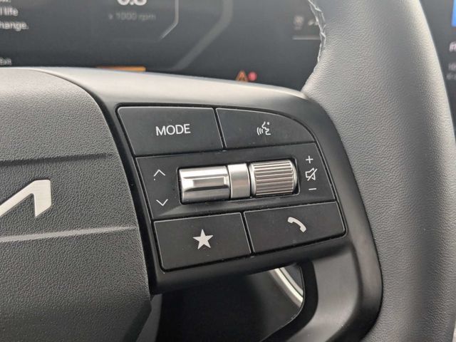 Used 2025 Kia K4 EX FWD image 26