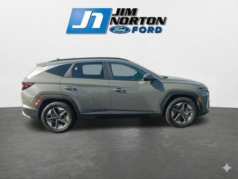 Used 2025 Hyundai Tucson SEL FWD image 11