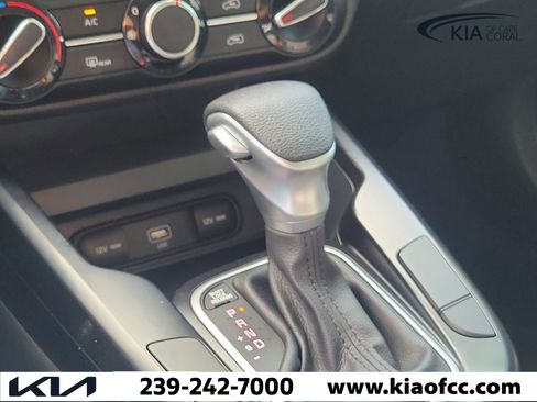 Used 2020 Kia Soul LX FWD image 29