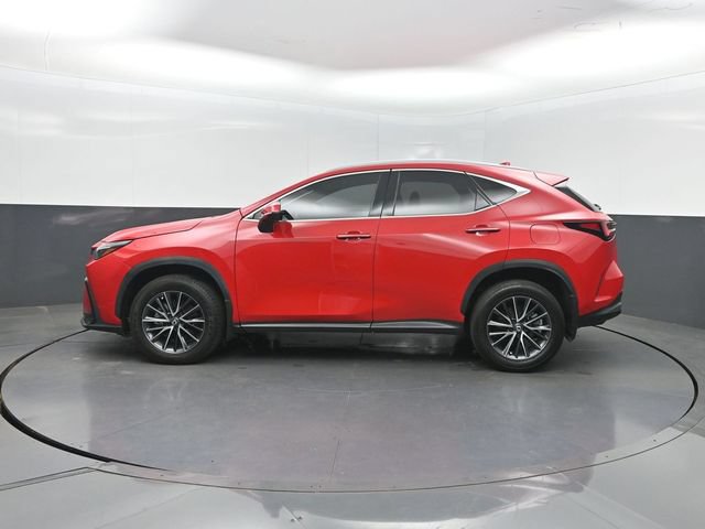Used 2024 Lexus NX 250 FWD w/ Towing Package (2000 Lbs) image 3